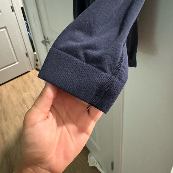 Lululemon Swiftly Breathe LS True Navy size 2 - Picture 7 of 7